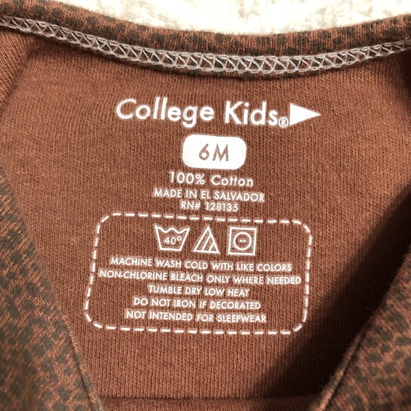 Onesie Size 6 Months Notre Dame Irish Football Brown Design - Picture 2 of 6